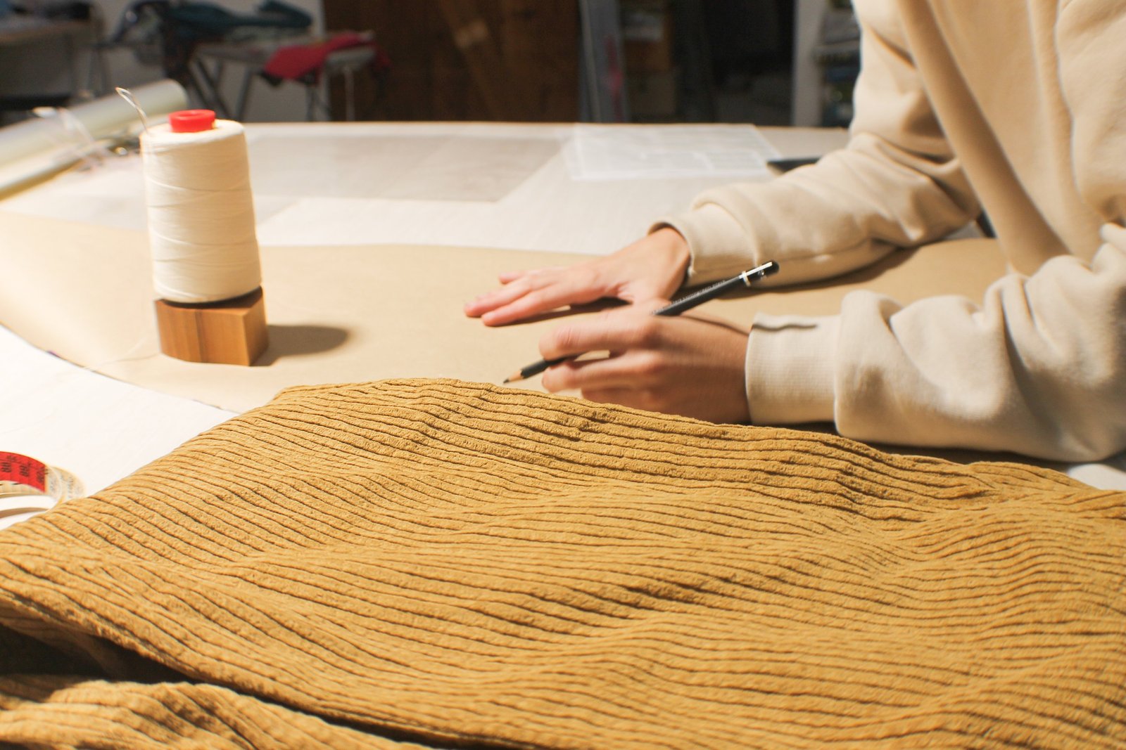 Upcycling Fashion: Transformar el “deadstock” en soluciones sostenibles.